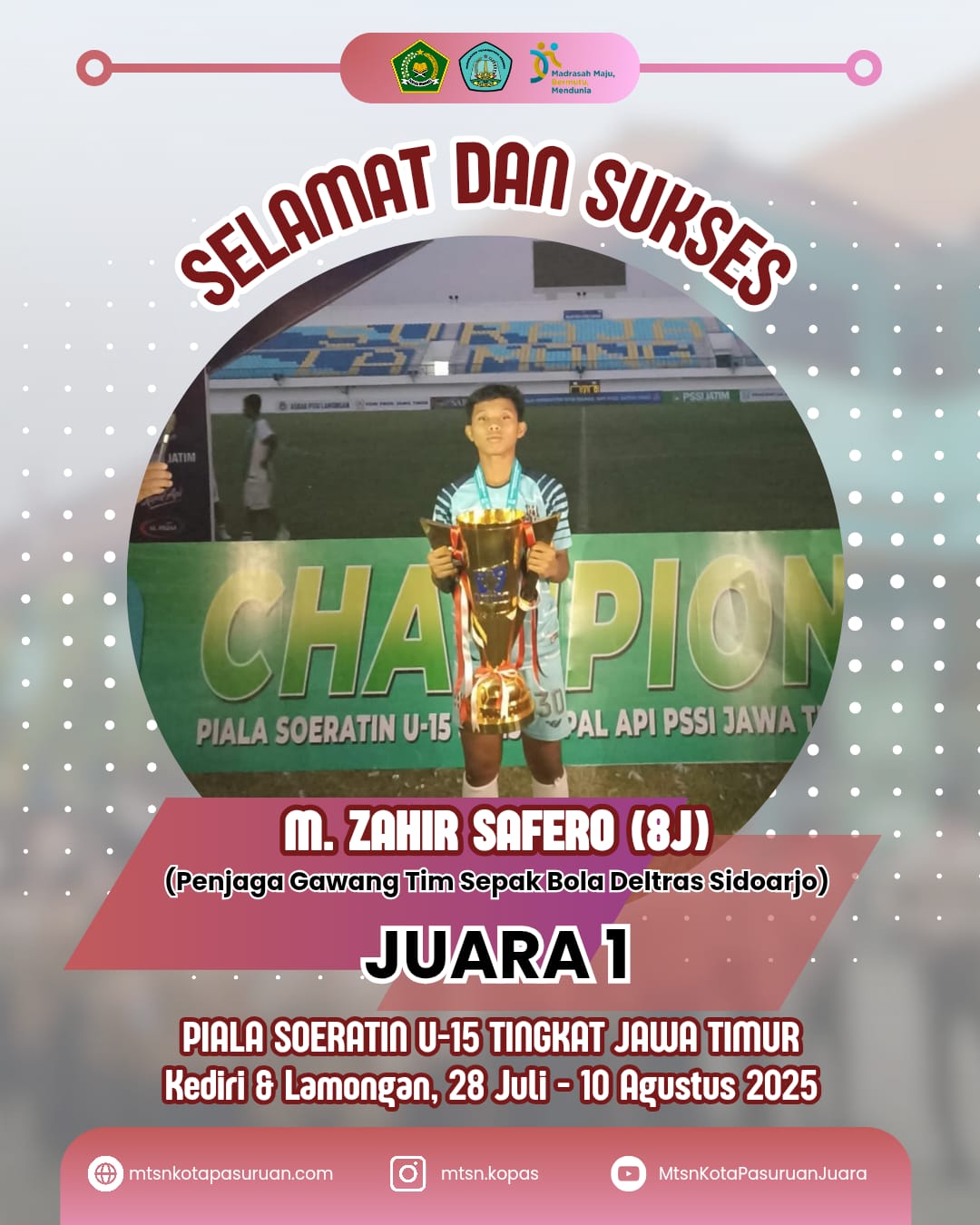 Zahir Savero holding U-15 piala suratin trophy